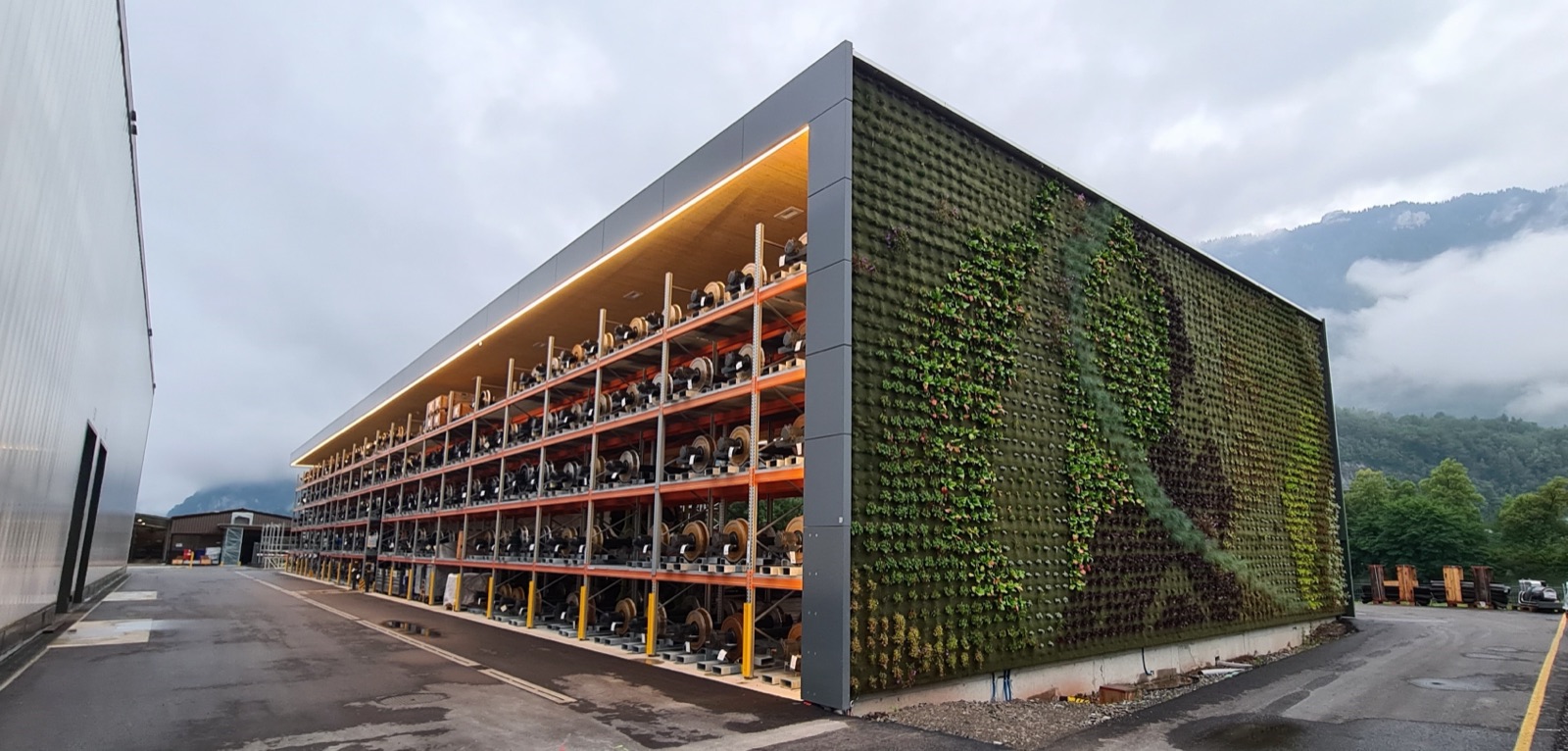Multifunktionsgebäude Bönigen